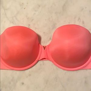 Strapless Victoria’s Secret Bra